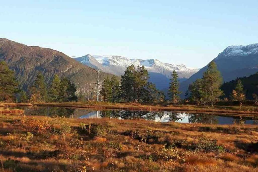 Hytte I Stryn Med Elbil Lader Luaran gambar