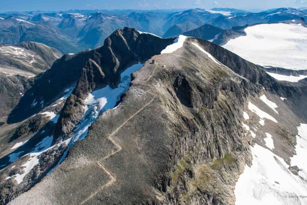 Hytte I Stryn Med Elbil Lader Luaran gambar