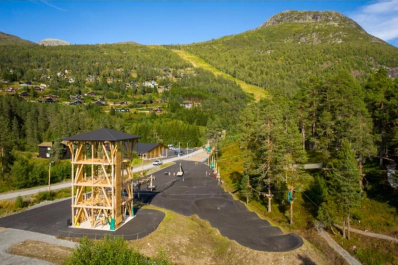 Hytte I Stryn Med Elbil Lader Luaran gambar